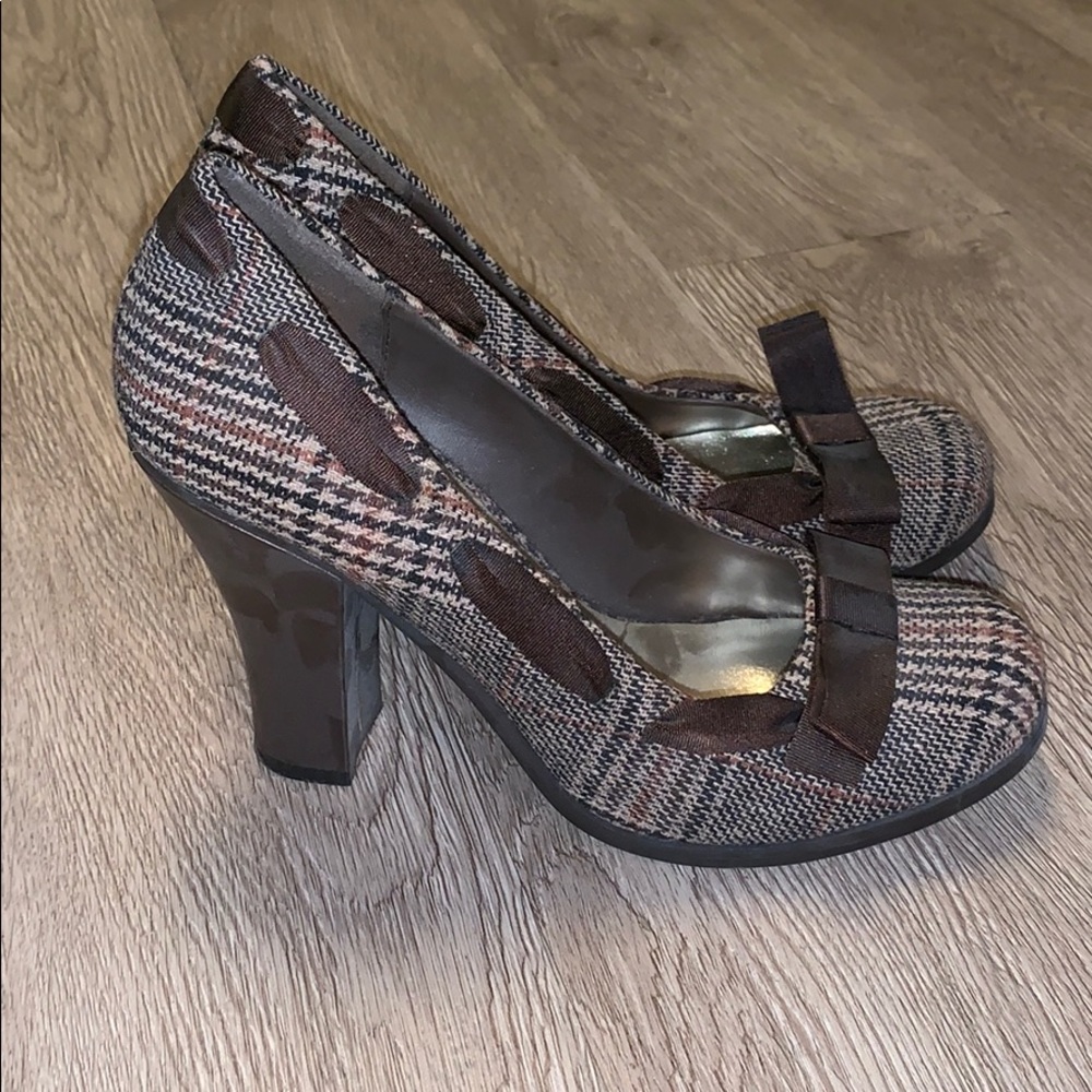 Brown Plaid Heels with Lace